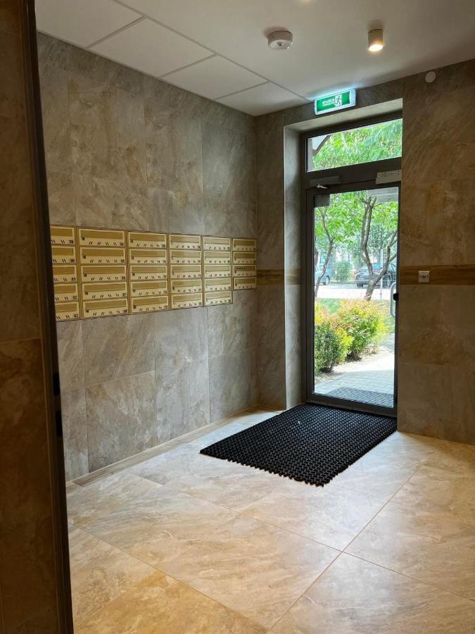 Apartament 69 Metro Lejlighed Warszawa Eksteriør billede