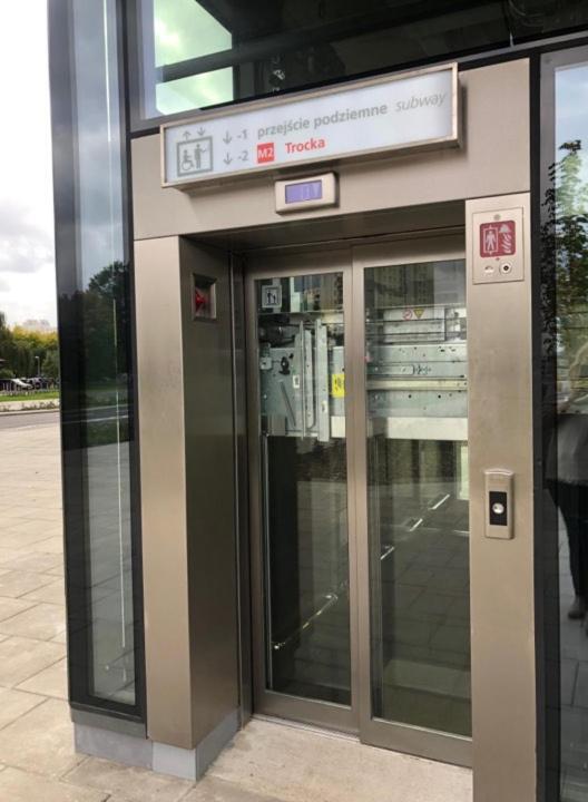 Apartament 69 Metro Lejlighed Warszawa Eksteriør billede